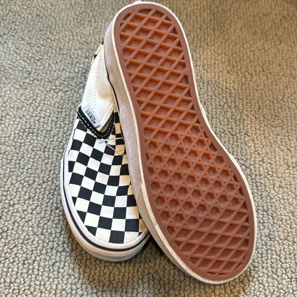 NWOT Kids vans brand new black and white checkered slip one size 2 - Picture 2 of 3